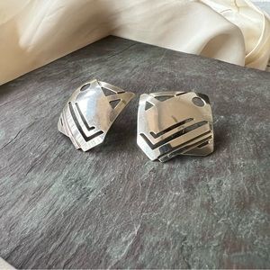 Contemporary geometric design earrings. Sterling silver. Pierced. Vintage.